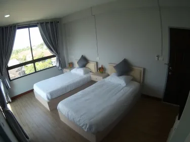 纳斯里湖景旅馆 #3