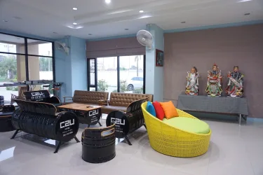 乌泰他尼C2U酒店 #4