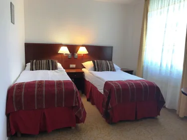 Hotel Atrium #3