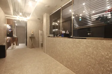 棕点酒店 - 西面 #4