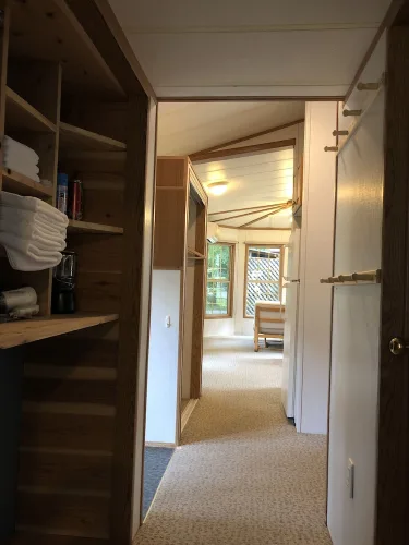 白马加拿大山林小屋 #5