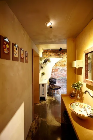 Hide & Seek Guesthouse #5