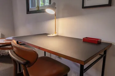 HOUSE OF FINN JUHL HAKUBA #2