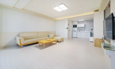 Yeosu Sunset Hostel and Pension #2