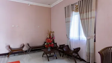 RedDoorz @ Timika的Jalan Cendrawasih #3
