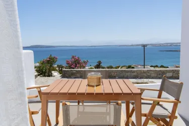 Kymo Luxury Suites Paros #2