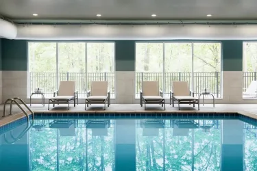 Holiday Inn Express & Suites Bardstown #5