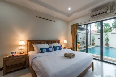AnB poolvilla 2BR with private beach #4
