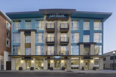 Art House Hotel and Suites #2