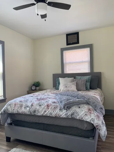 The Trotter Manor - With Private Yard & Parking, Near Falls & Casino by Niagara Hospital #5