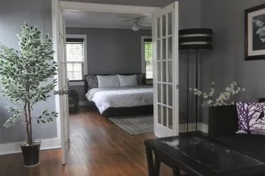 The George Manor #2