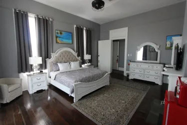 The George Manor #5