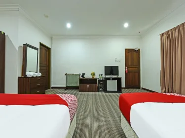 Super OYO Capital O 90434 Marmoris House #5