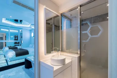 Theban Hotel #4