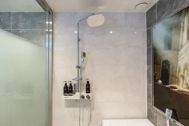 Theban Hotel #2