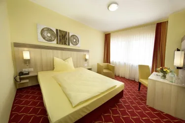 Montana Hotel Köln-Bonn Airport #3