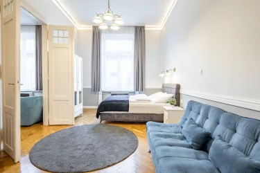 Luxurious Apartment At City Center #2