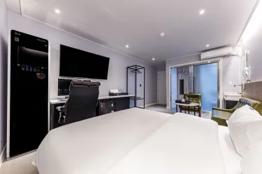Rest Hotel #3