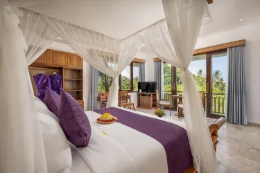 Swan Paradise A Pramana Experience #5