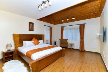 THE PREMIER SUITES #3