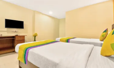 Itsy Hotels Carnival Inn #5
