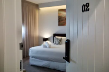 Bay Of Fires Apartments #2