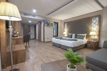 United Hotel International #4