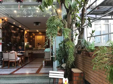 洪天红宝石酒店 #3