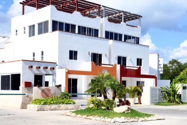 3 Bedroom Vacation Rental in Playa - A4f07ec1 Z