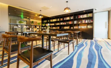 中地万豪酒店（青岛西海岸新区中央广场店） #5