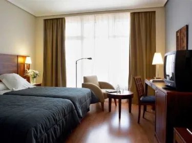 Hotel Sercotel Los Llanos First Class #5