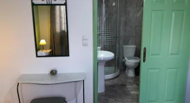 Anastasia Apartments #5