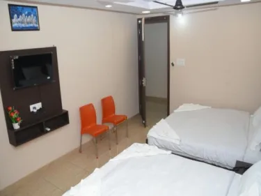 Hotel Kiran #4