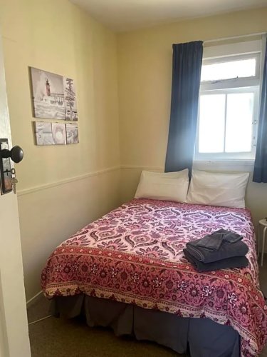 Coastal Accommodation #4