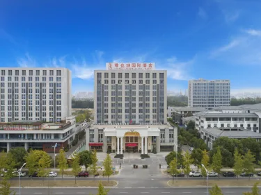 维也纳国际酒店·江苏淮安大学城店 #2