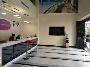龙里斯威加酒店 #2