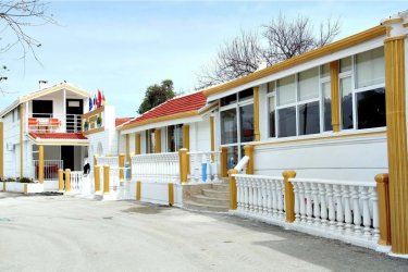 Side Temple Hotel #2