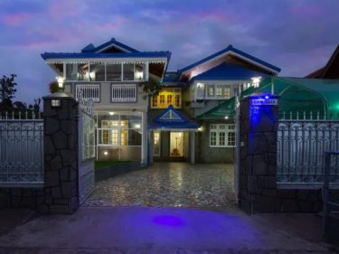 Camellia Lake Resort #2