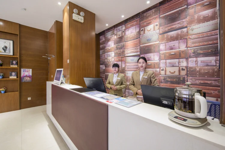 精途酒店（梧州骑楼城丽港步行街店） #1
