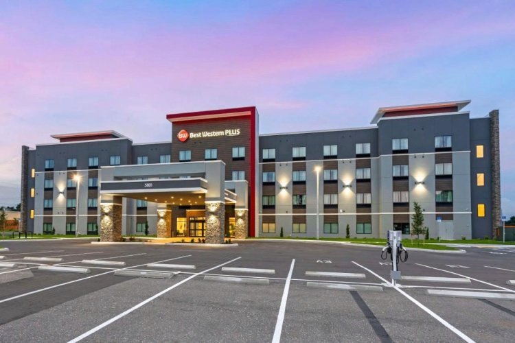 Best hotels near peppa pig theme park florida united states 2025