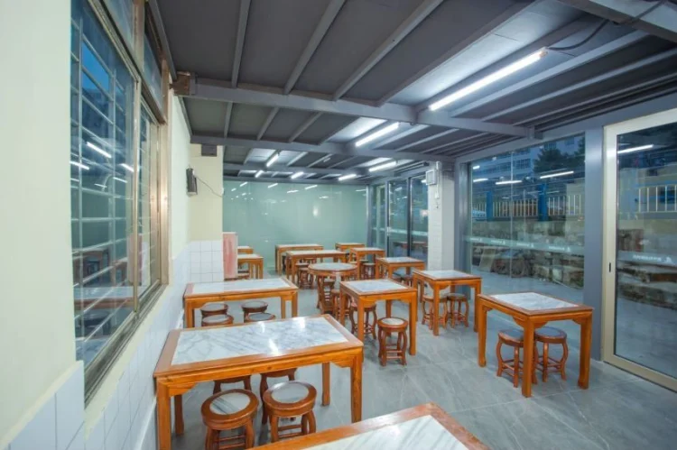 地中海商旅酒店（经开区新附属医院店） #1