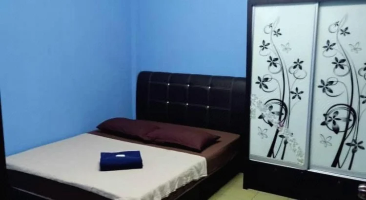 HOLIDAY APARTMENT AT PD PERDANA CONDO RESORT #1