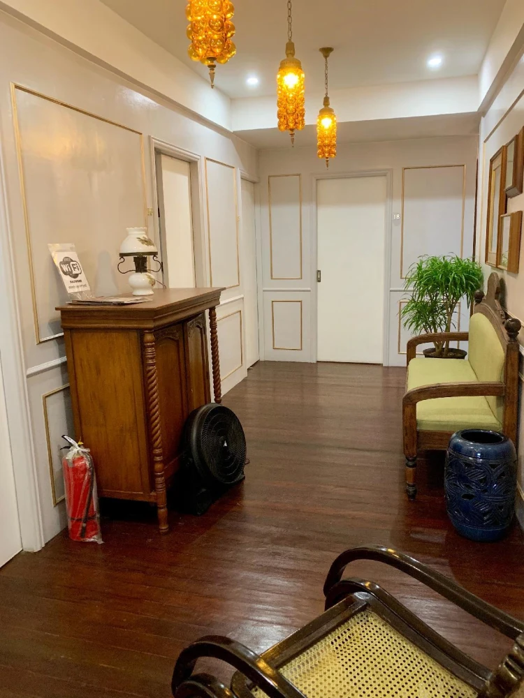 The Courtyard Hotel Pasay #1
