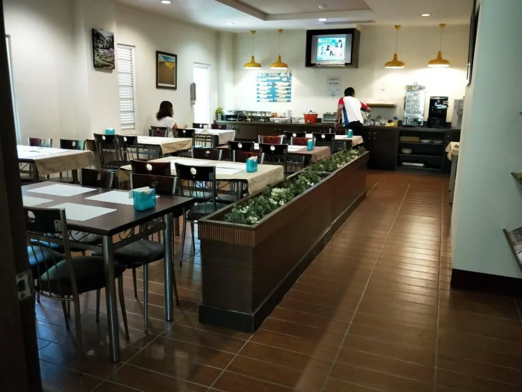 高雄花乡时尚汽车旅馆-莲潭店 #1