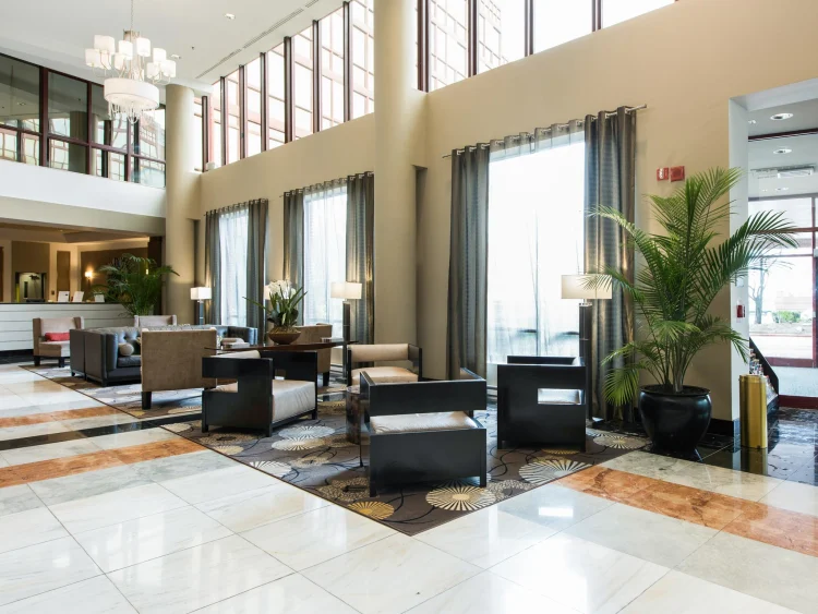 LaGuardia Plaza Hotel #1