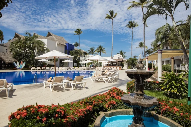 Crown Paradise Club All Inclusive #1
