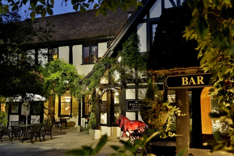Red Lion Hotel #1