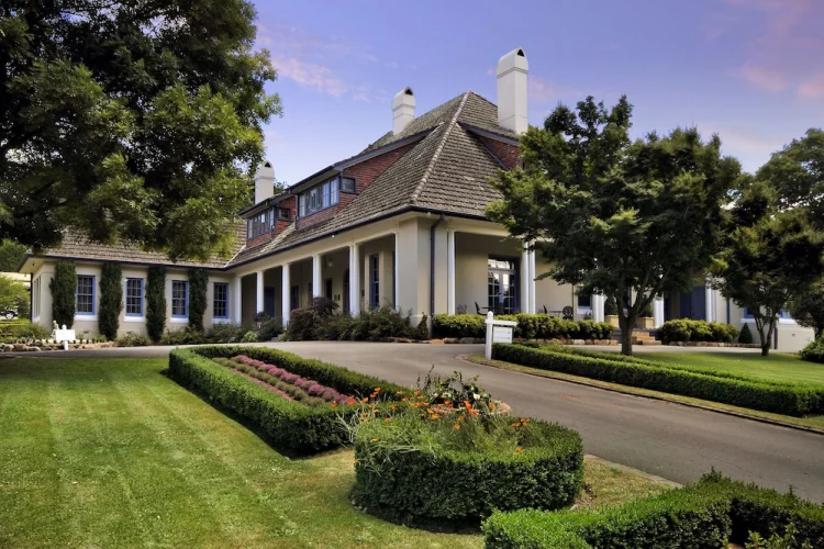 Peppers Manor House #1