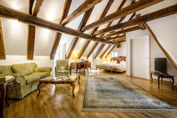 Bohemian Hotel #1