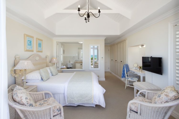 Sandals beach villa deals
